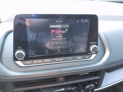 Used 2023 Nissan Rogue SV w/ SV Premium B Package AWD/4WD image 21