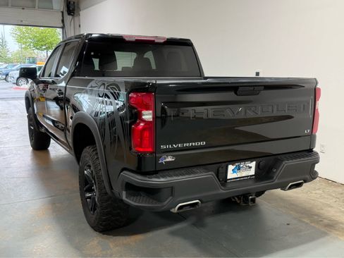 Used 2022 Chevrolet Silverado 1500 LT Trail Boss w/ Bed Protection Package AWD/4WD image 3