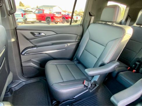 New 2026 Chevrolet Traverse Z71 w/ Driver Confidence Package image 29