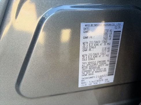 New 2026 Nissan Pathfinder Platinum image 25