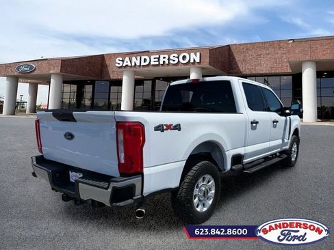 Certified 2024 Ford F250 XLT AWD/4WD image 3