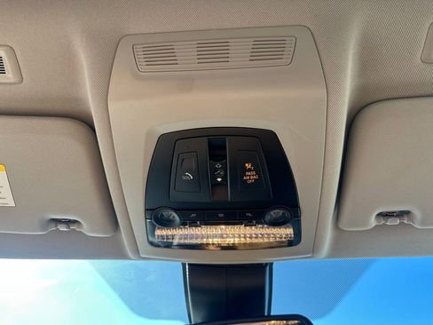 Used 2016 BMW X3 xDrive28i image 32