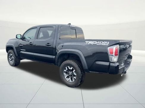 Used 2020 Toyota Tacoma TRD Off-Road image 3