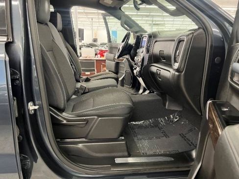 Used 2019 GMC Sierra 1500 SLE w/ SLE Value Package AWD/4WD image 23