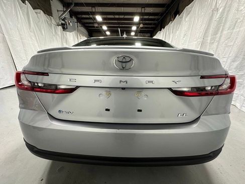 Used 2025 Toyota Camry LE image 6
