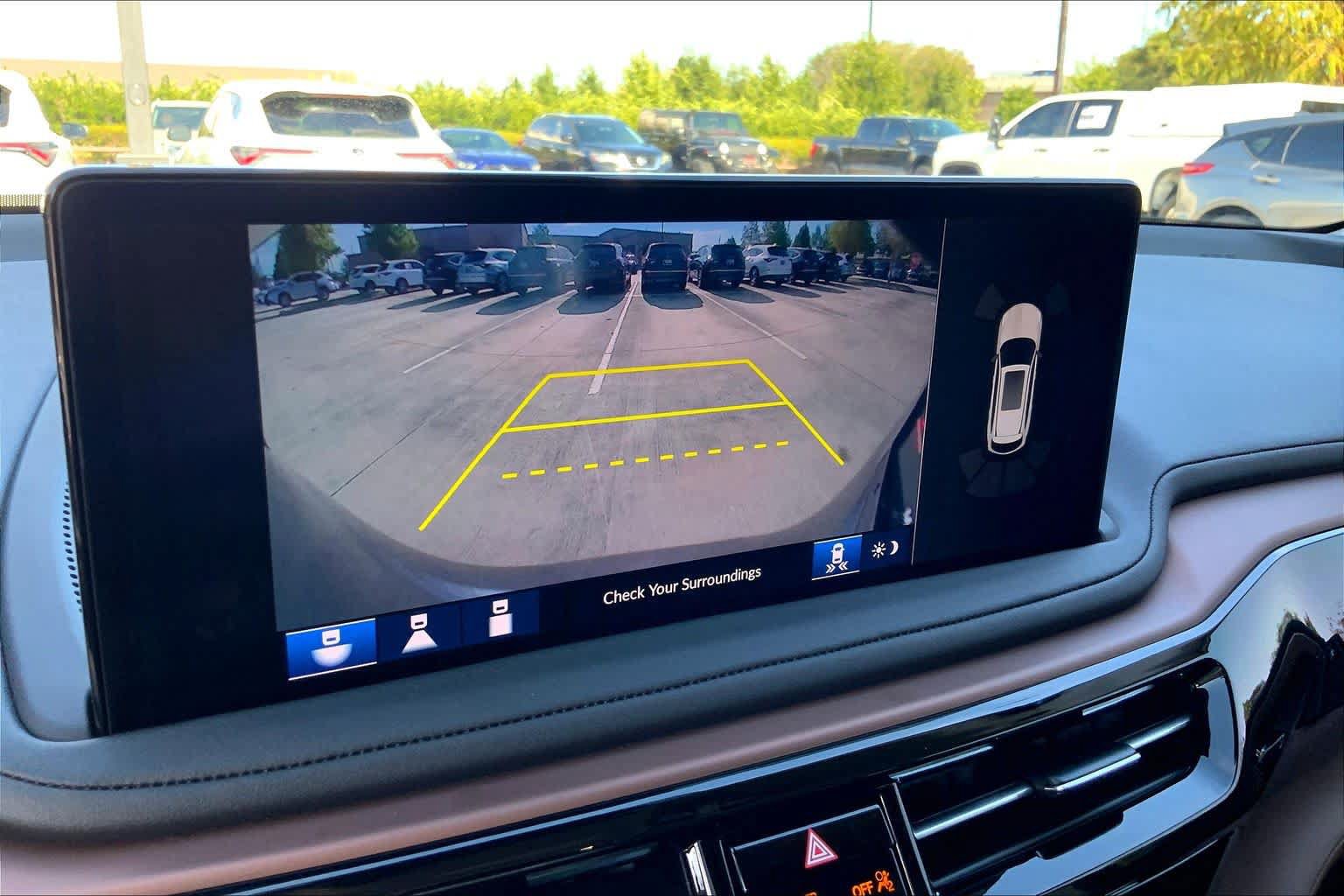 Used 2025 Acura MDX w/ Technology Package FWD image 27