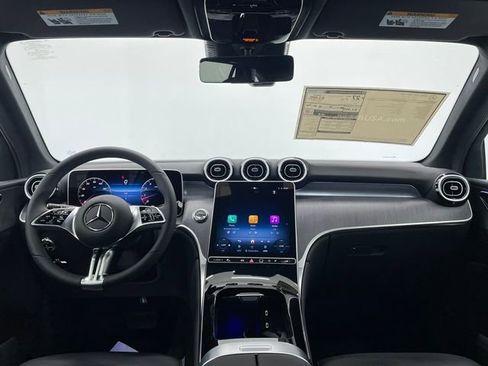 New 2026 Mercedes-Benz GLC 300 image 6