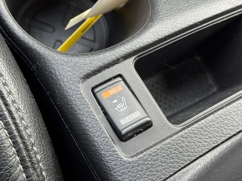 Used 2019 Nissan Rogue SV w/ Premium Package image 10