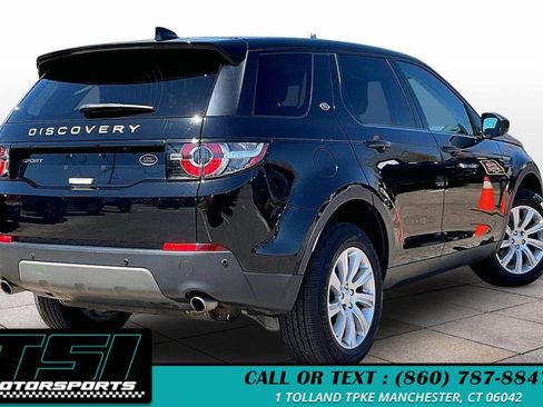 Used 2019 Land Rover Discovery Sport SE AWD/4WD image 2