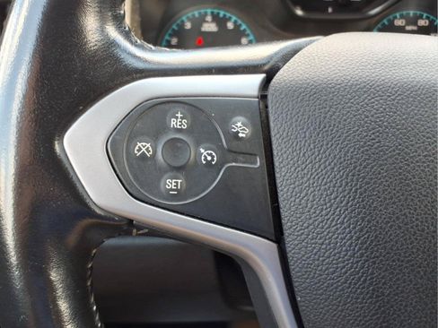 Used 2021 Chevrolet Colorado LT w/ Safety Package RWD image 21