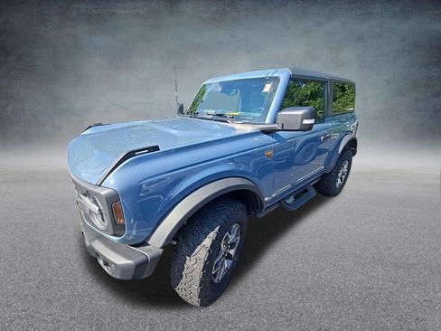 Used 2023 Ford Bronco Badlands AWD/4WD image 3