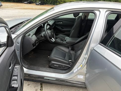 Used 2024 Honda Accord Touring image 18