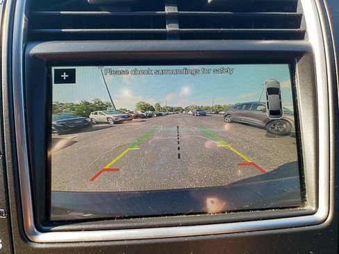 Used 2017 Lincoln MKX Reserve w/ Lincoln MKX Climate Package image 16