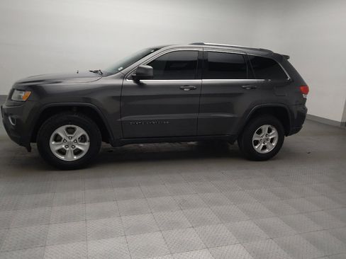 Used 2016 Jeep Grand Cherokee Laredo w/ Quick Order Package 23E image 2