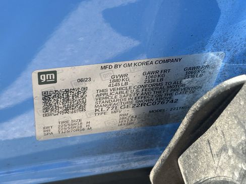 Used 2024 Chevrolet Trax RS FWD image 22