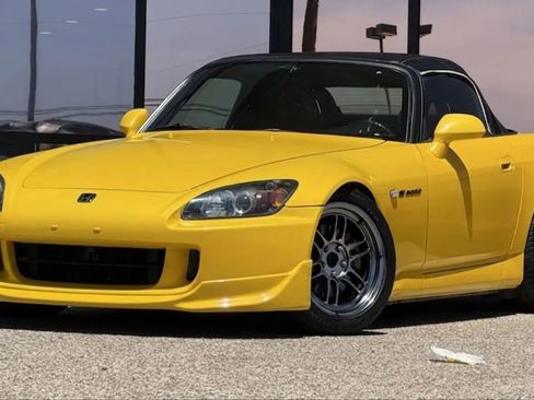 Used 2002 Honda S2000 image 3