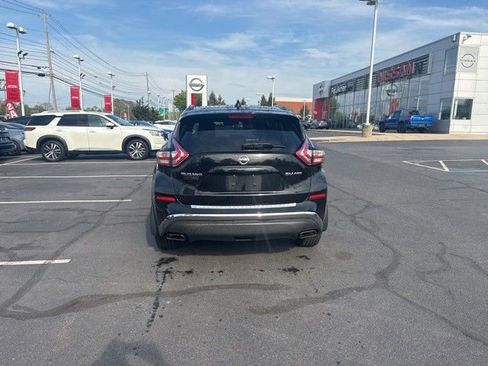 Used 2017 Nissan Murano SV w/ Premium Plus Package image 6