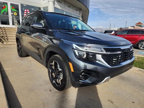 Certified 2025 Kia Seltos S image 3