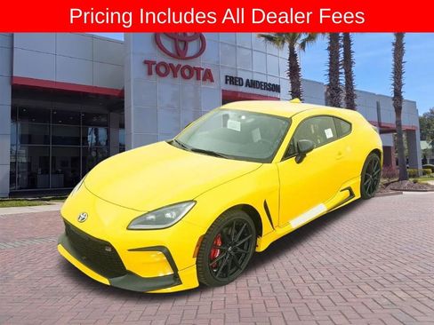 New 2026 Toyota GR86 YUZU Limited RWD image 2
