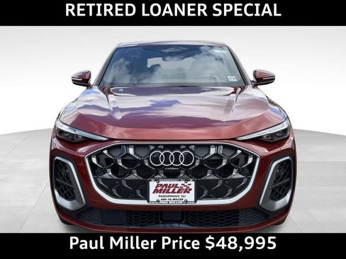 Used 2025 Audi Q5 Premium Plus w/ Premium Plus AWD/4WD image 2