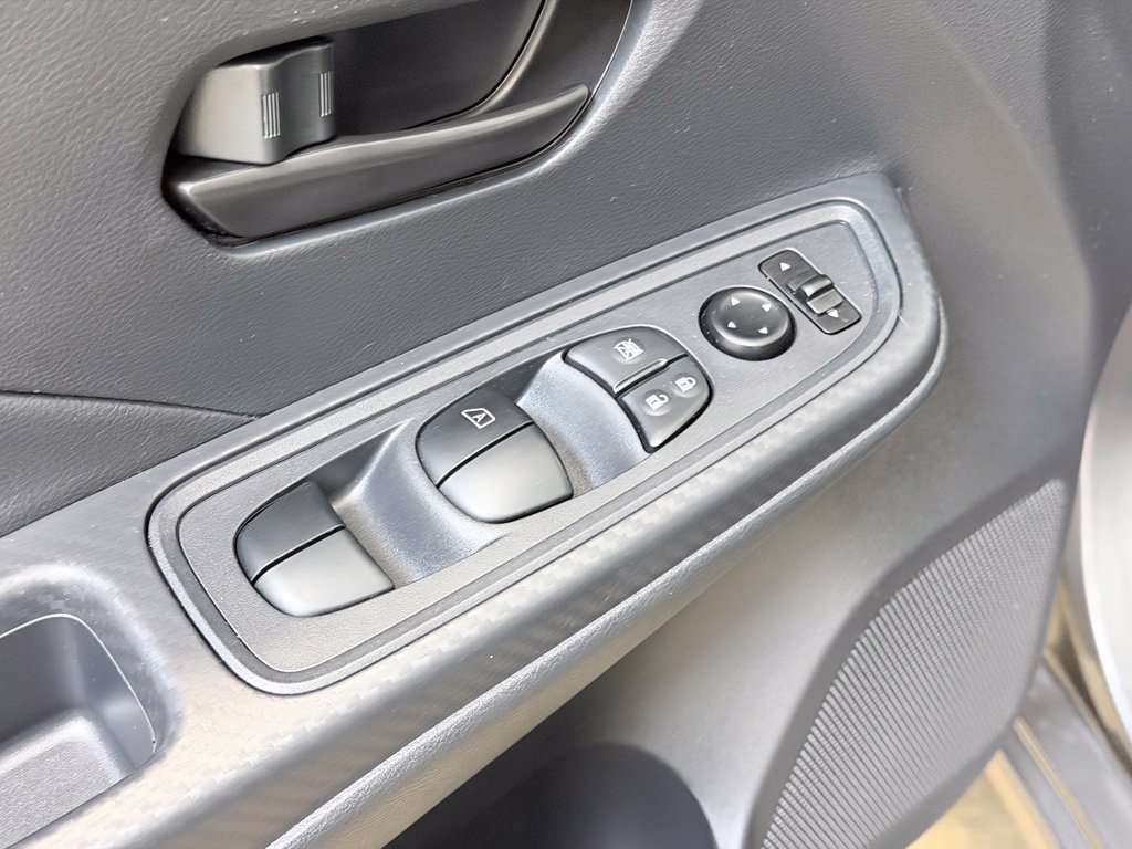 Used 2025 Nissan Versa S w/ Trunk Package FWD image 10