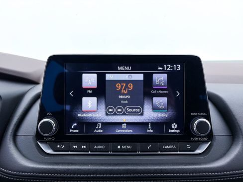 Used 2023 Nissan Rogue SV FWD image 20