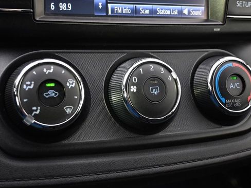 Used 2016 Toyota RAV4 LE image 26