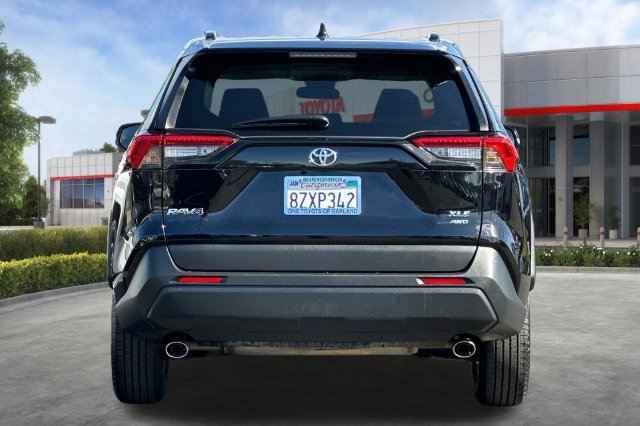 Certified 2022 Toyota RAV4 XLE AWD/4WD image 6