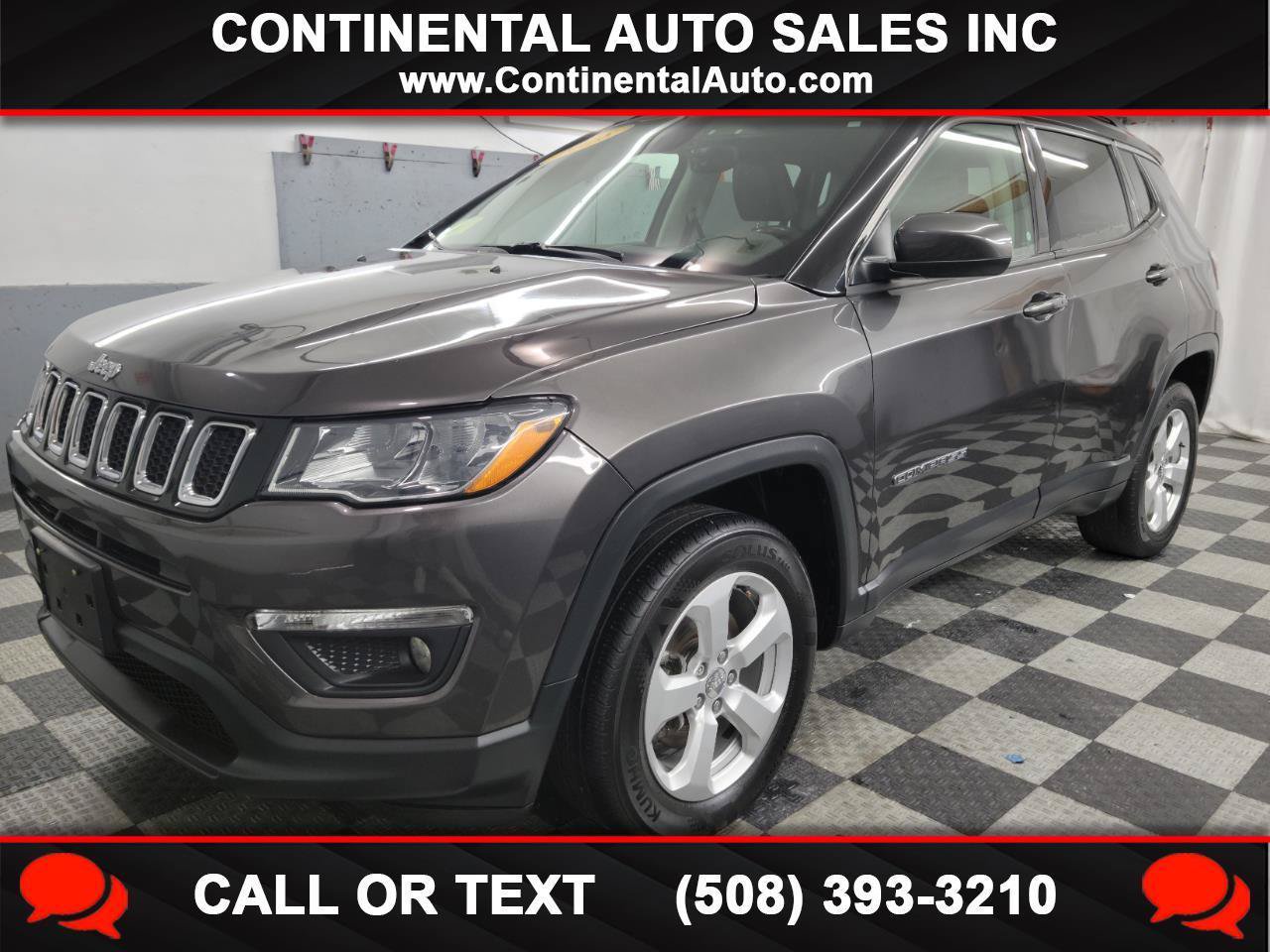 Used 2018 Jeep Compass Latitude w/ Popular Equipment Group AWD/4WD image 1