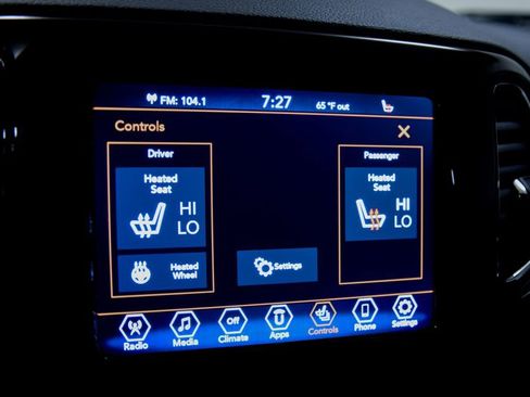 Used 2020 Jeep Compass Limited AWD/4WD image 4