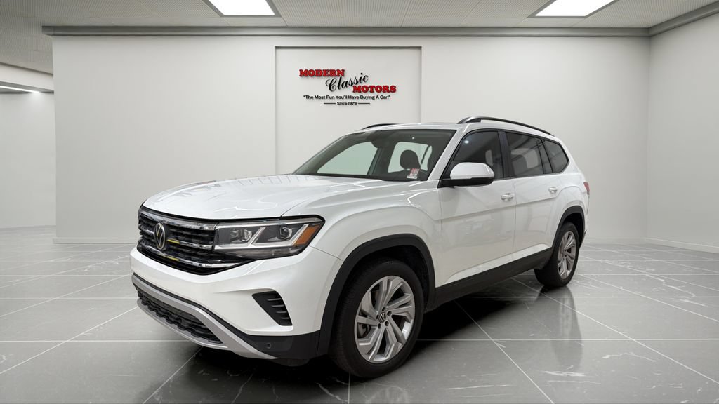 Used 2023 Volkswagen Atlas SE w/ Panoramic Sunroof Package FWD image 3