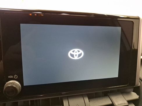 Used 2024 Toyota RAV4 XLE w/ Convenience Package image 22