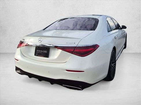 Used 2022 Mercedes-Benz S 500 4MATIC image 5