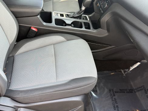 Used 2017 Ford Escape SE FWD image 33
