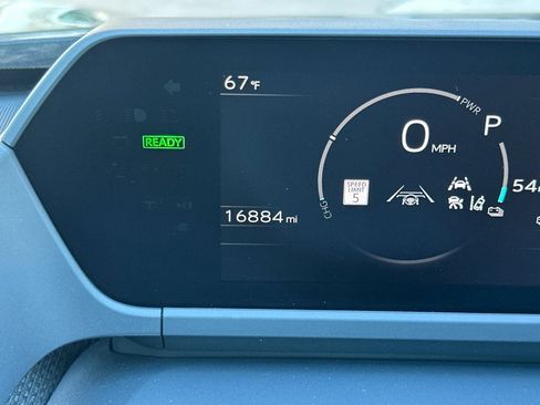 Used 2024 Toyota bZ4X Limited image 32