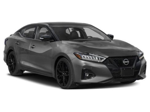 Used 2023 Nissan Maxima SR w/ Sport Mat Group FWD image 6