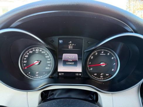 Used 2015 Mercedes-Benz C 300 4MATIC Sedan image 17
