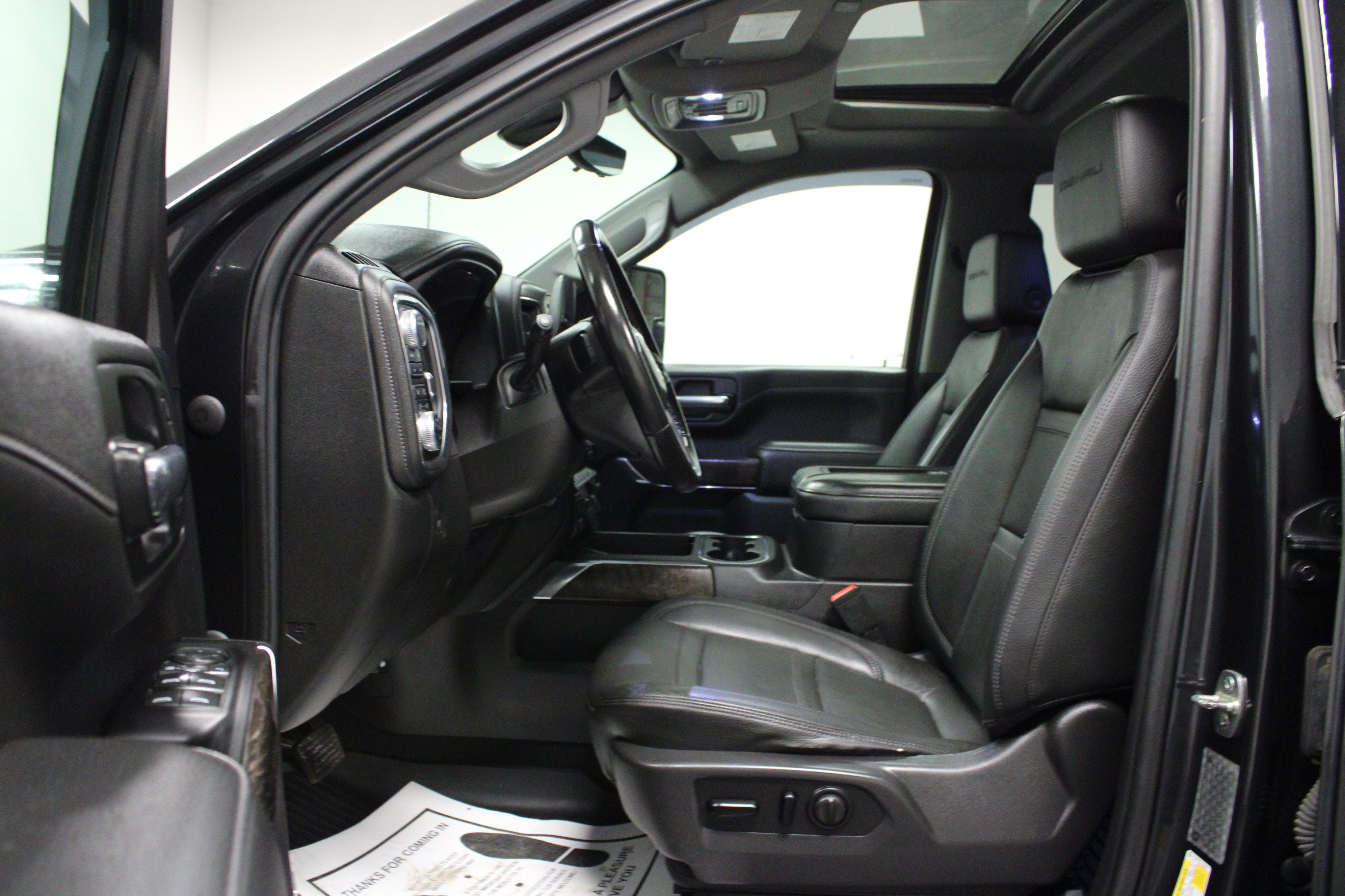 Used 2020 GMC Sierra 2500 Denali w/ Denali Ultimate Package AWD/4WD image 12