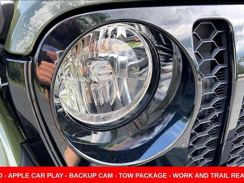 Used 2022 Jeep Gladiator Sport AWD/4WD image 30