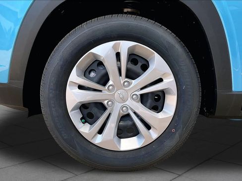 Certified 2026 Chevrolet Trax LS w/ Driver Confidence Package FWD image 11