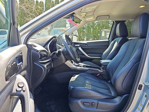 Used 2025 Mitsubishi Eclipse Cross SE AWD/4WD image 14