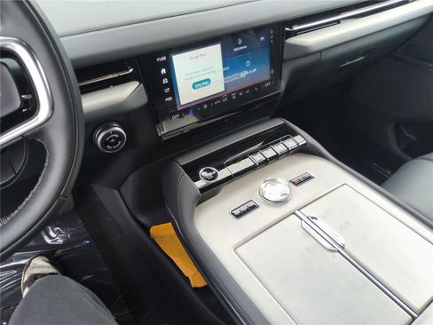 New 2026 Lincoln Navigator L Reserve AWD/4WD image 19