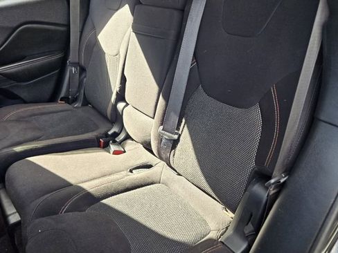 Used 2017 Jeep Cherokee 75th Anniversary image 12