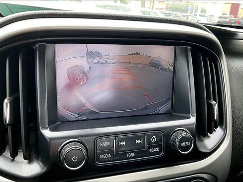 Used 2016 Chevrolet Colorado LT w/ LT Convenience Package RWD image 20
