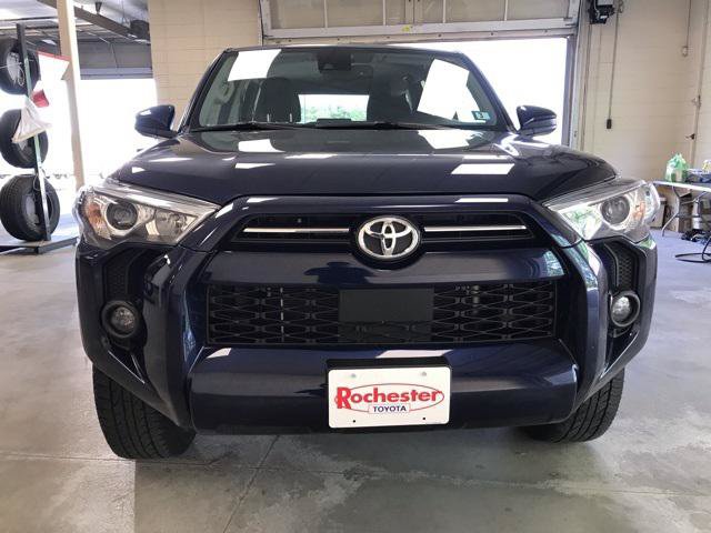 Certified 2023 Toyota 4Runner SR5 AWD/4WD image 9