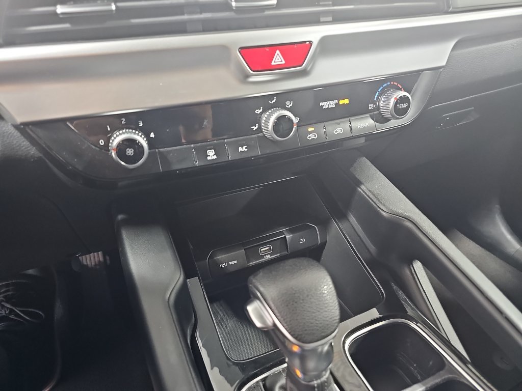Used 2021 Kia Telluride LX AWD/4WD image 26