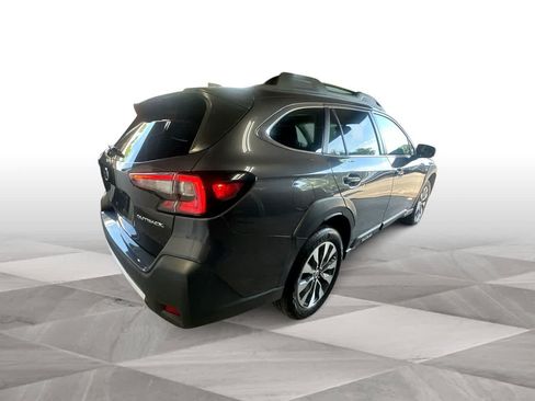 Used 2024 Subaru Outback Limited AWD/4WD image 8