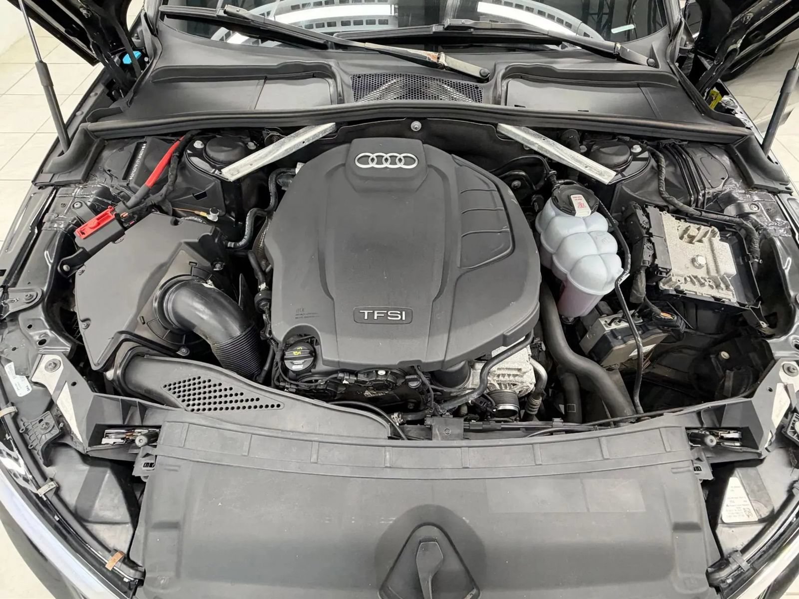 Used 2018 Audi A4 2.0T Premium AWD/4WD image 38