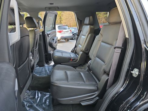 Used 2016 GMC Yukon SLT w/ HD Trailering Package image 16