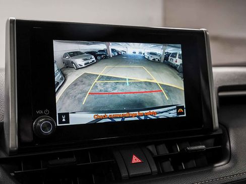 Certified 2024 Toyota RAV4 XLE w/ Convenience Package FWD image 27